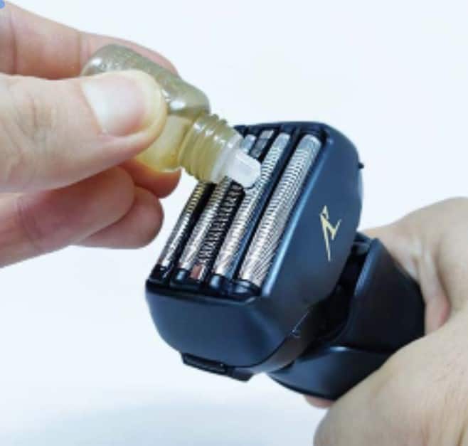 panasonic-es-lv-67-lubrication