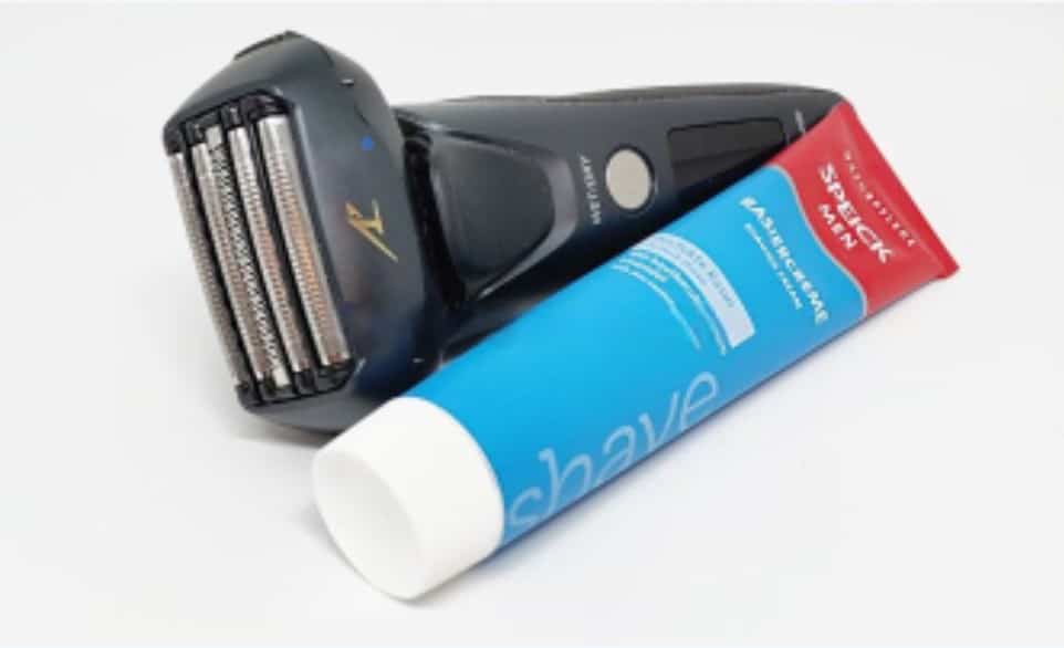shaving cream and razor