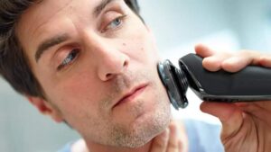 using electric razor